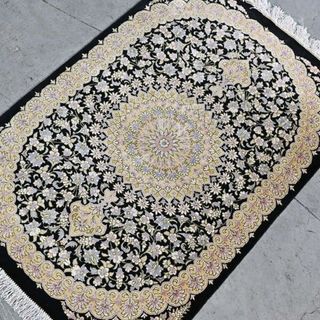 イラン製 SHIRAZI工房 ペルシャ絨毯 クム産 手織り シルク イラン製 SHIRAZI工房 ペルシャ絨毯 クム産 手織り シルク
