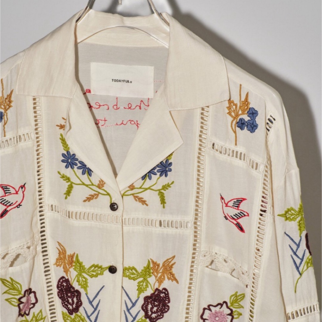 TODAYFUL(トゥデイフル)のtodayful Embroidery Patchwork Shirts レディースのトップス(シャツ/ブラウス(長袖/七分))の商品写真