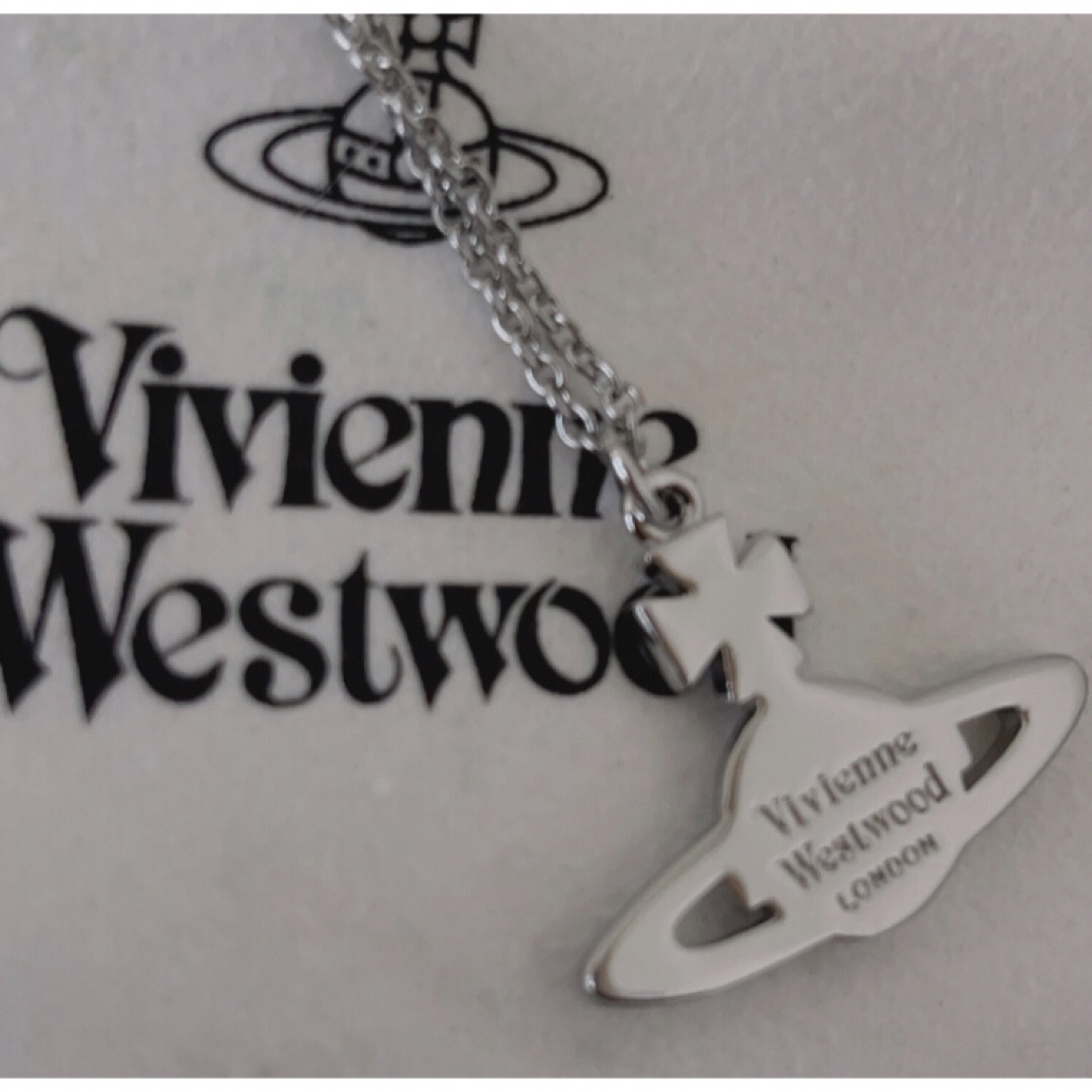 Vivienne Westwood(ヴィヴィアンウエストウッド)のヴィヴィアンウエストウッド　オーブネックレス レディースのアクセサリー(ネックレス)の商品写真