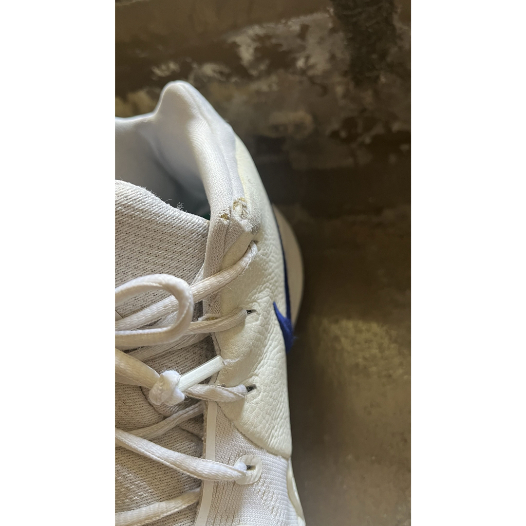 NIKE(ナイキ)のナイキ　エア　ズーム　カイリー4 ホワイト　グリーン　ブルー　アービング メンズの靴/シューズ(スニーカー)の商品写真