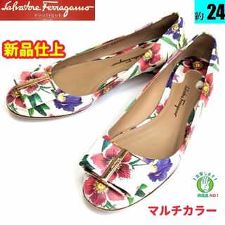 サルヴァトーレフェラガモ(Salvatore Ferragamo)の新品そっくりさん⭐フェラガモFerragamo　フラワー柄パンプス6 1/2D(ハイヒール/パンプス)