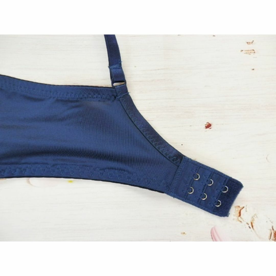 036★A70 M★脇高ブラショーツセット フラワー刺繍 紺 レディースの下着/アンダーウェア(ブラ&ショーツセット)の商品写真
