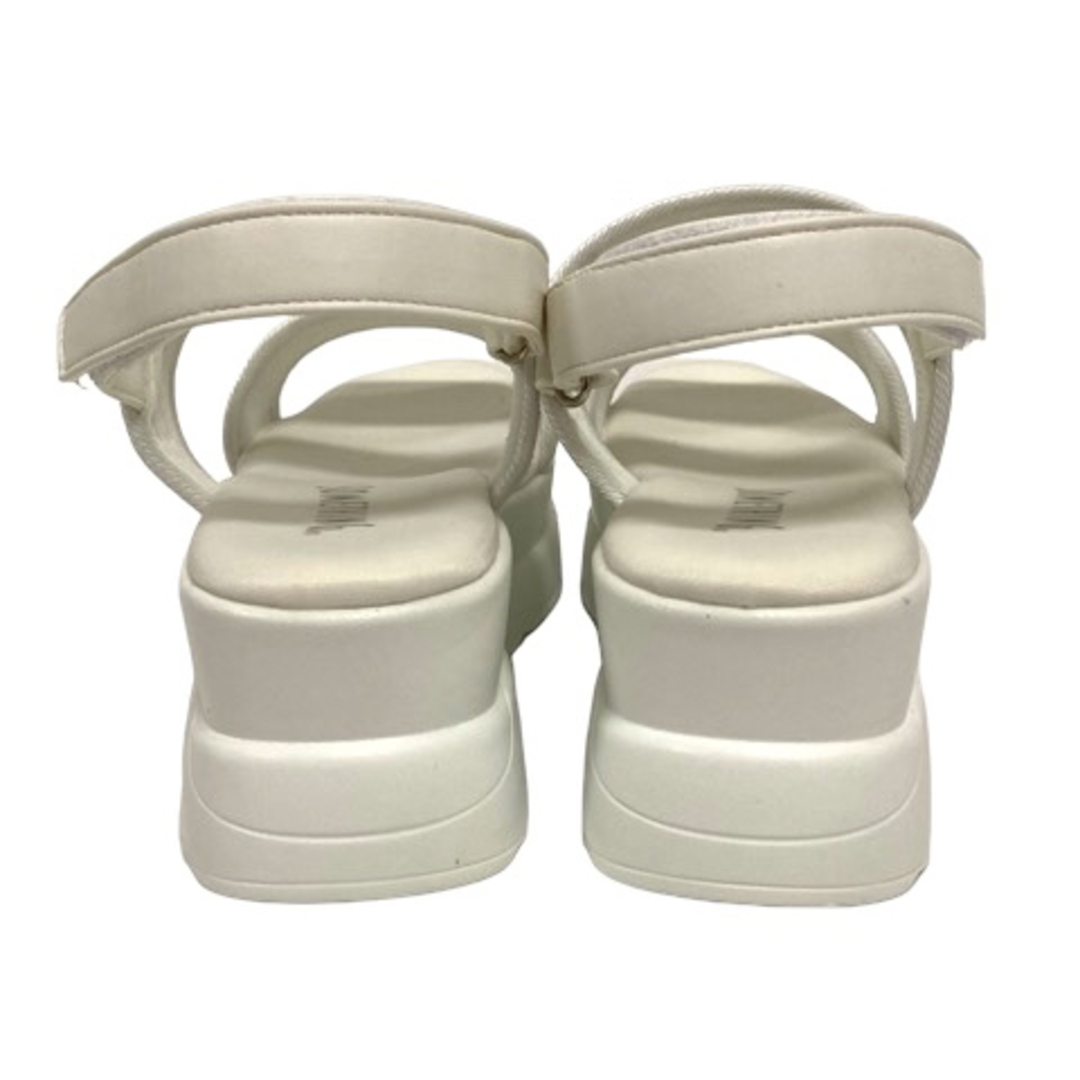 SOMETHING(サムシング)のサムシング サンダル シューズ ウェッジソール グリッター ラメ M ホワイト レディースの靴/シューズ(サンダル)の商品写真