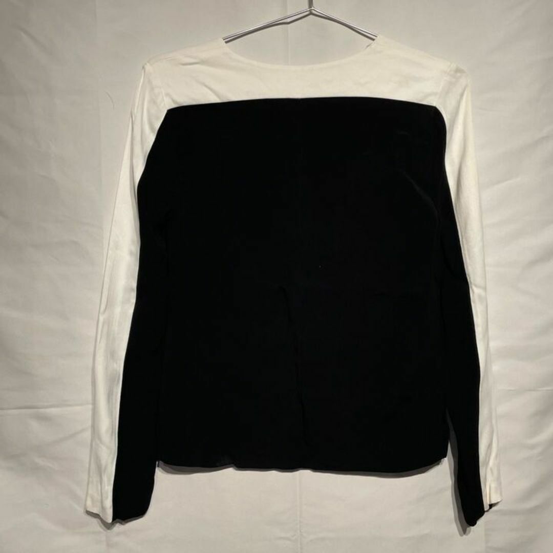 ZARA(ザラ)のZARA トップ USA XS Vネック グランジ ブラック ホワイト Y2K レディースのトップス(Tシャツ(長袖/七分))の商品写真