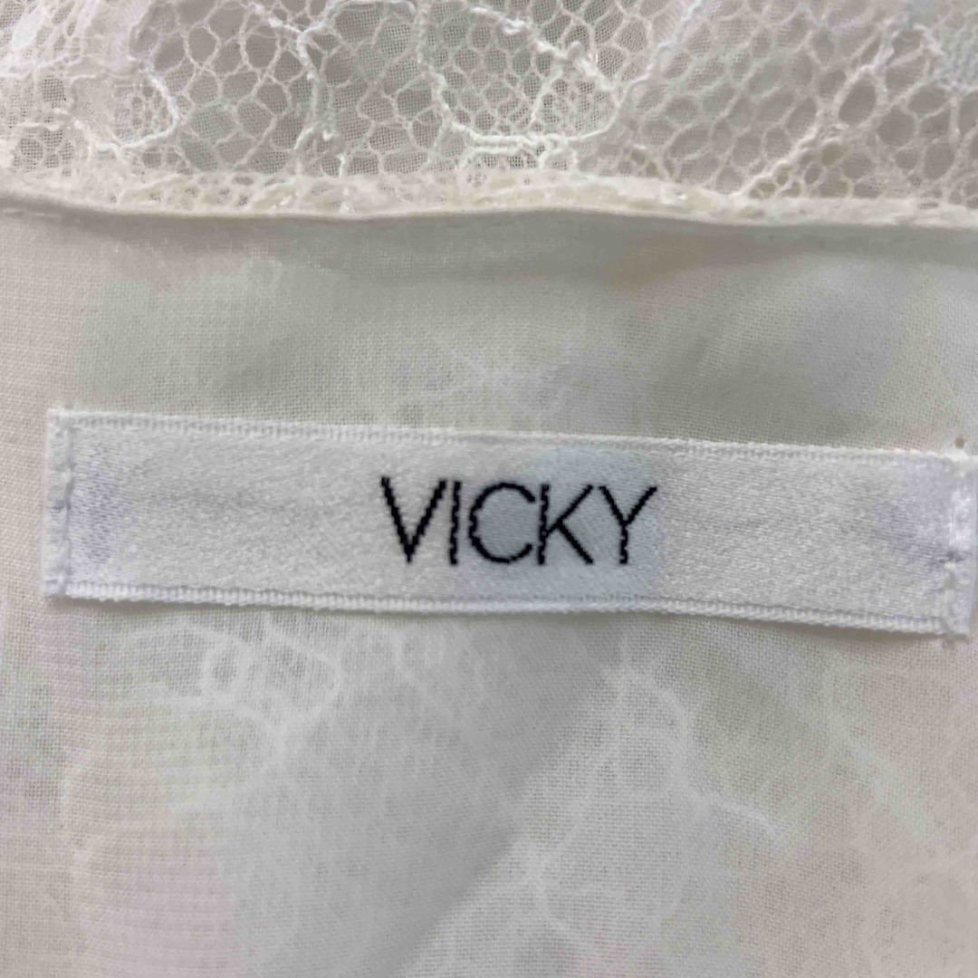 VICKY(ビッキー)のVICKY ビッキー レディース 総レース ホワイト  長袖シャツ ブラウス レディースのトップス(シャツ/ブラウス(長袖/七分))の商品写真