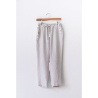 【ほぼ新品】Yoli Silk pants ライトグレー サイズ2 シルク(カジュアルパンツ)