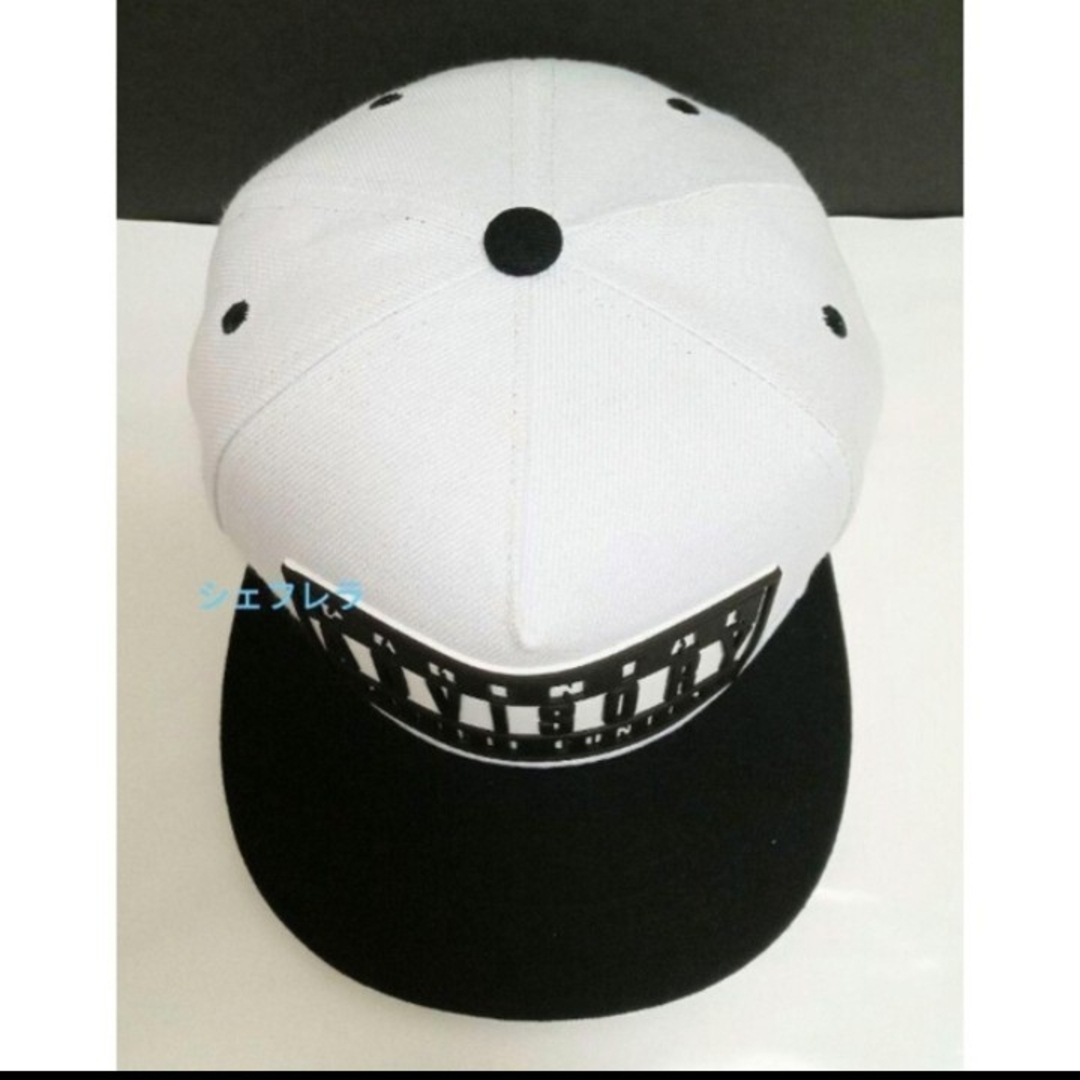 大人気！ペアレンタル・アドヴァイザリー　キャップ　ブラック　ホワイト　白×黒 メンズの帽子(キャップ)の商品写真