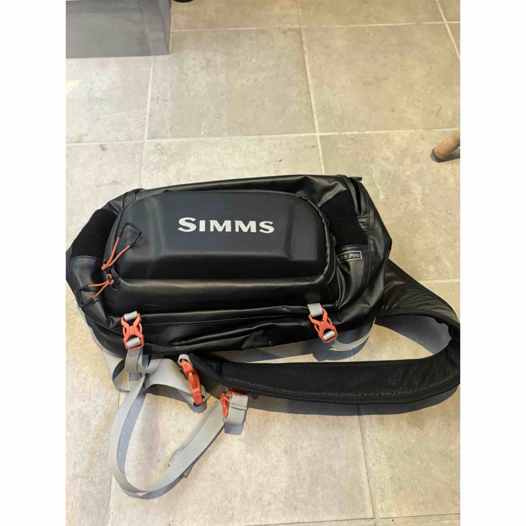 Simmsシムス　G4プロ　スリングパック　ブラック スポーツ/アウトドアのフィッシング(その他)の商品写真