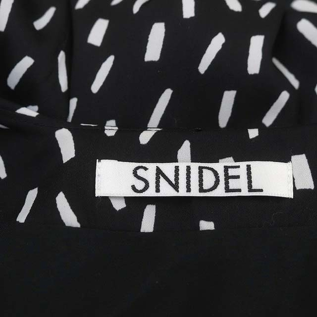 SNIDEL(スナイデル)のスナイデル ビッグカラークラシカルワンピース ロング リボン 七分袖 0 黒 白 レディースのワンピース(ロングワンピース/マキシワンピース)の商品写真