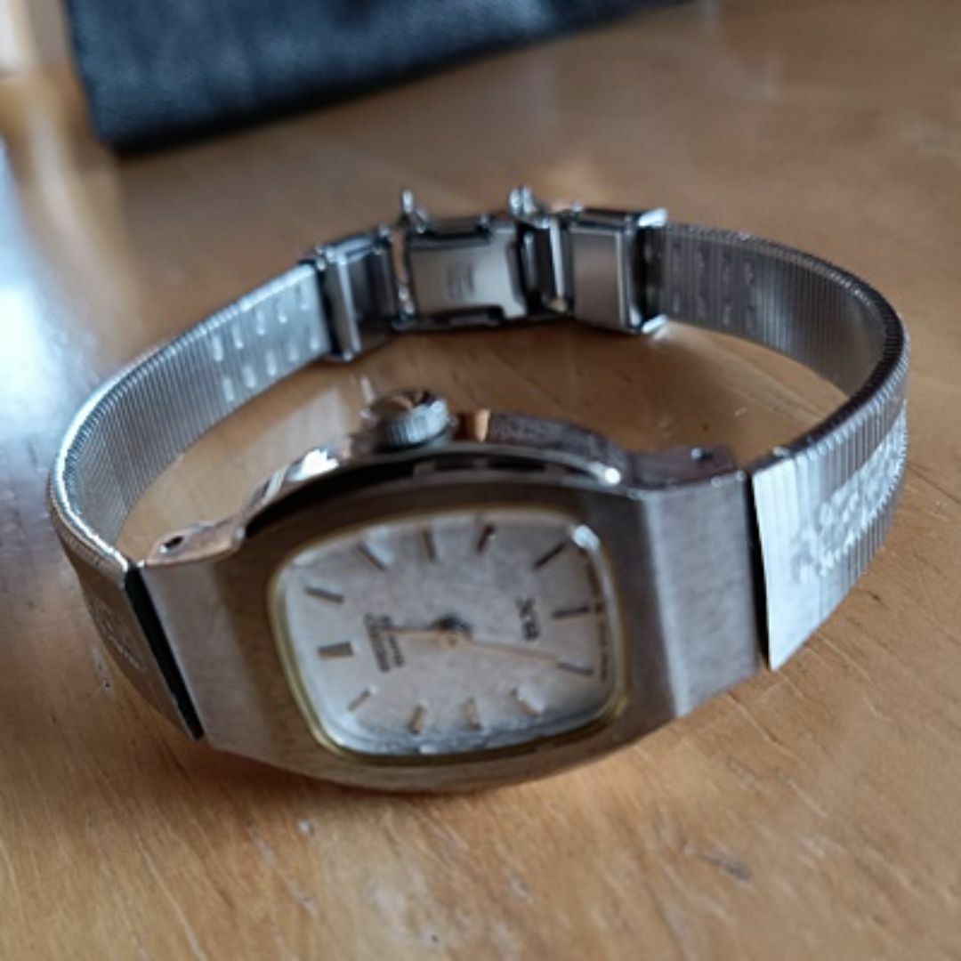 SEIKO(セイコー)の腕時計　セイコー　正常動作　新品電池 レディースのファッション小物(腕時計)の商品写真