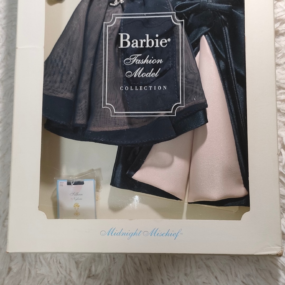 Barbie(バービー)の【未開封】バービー　アウトフィット ミッドナイト・ミスチーフ ハンドメイドのぬいぐるみ/人形(人形)の商品写真