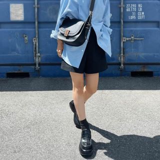 ユナイテッドアローズ(UNITED ARROWS)のユナイテッドアローズ　リネン混ショートパンツ　日本製(ショートパンツ)