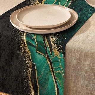 【トレンド】テーブルランナー マーブル おしゃれ 高級感 グリーン ゴールド 黒(テーブル用品)