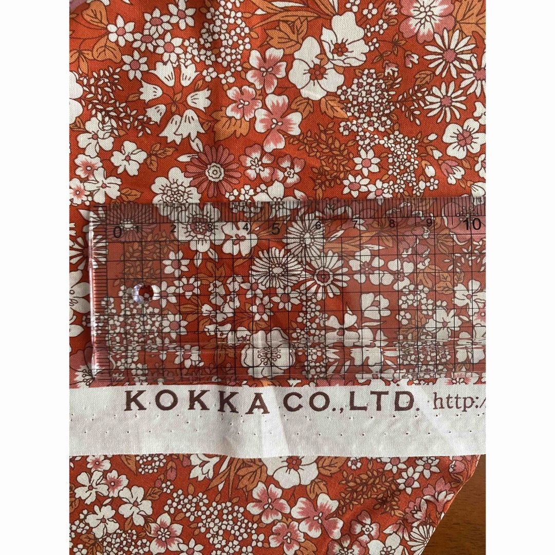 ハギレ・カットクロス  Flower 花柄 ピンク・レッド セット ハンドメイドの素材/材料(生地/糸)の商品写真