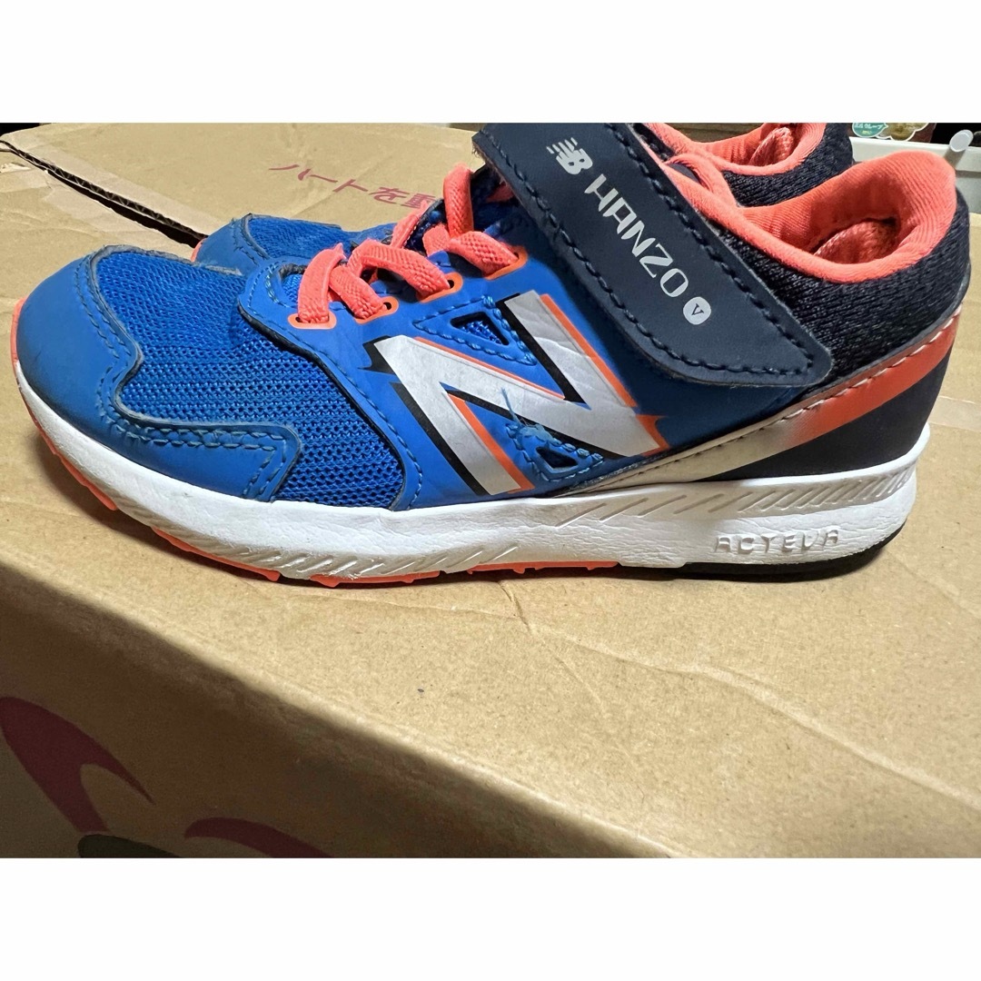 New Balance(ニューバランス)のニューバランス New Balance ハンゾー スニーカー 17センチ キッズ/ベビー/マタニティのキッズ靴/シューズ(15cm~)(スニーカー)の商品写真