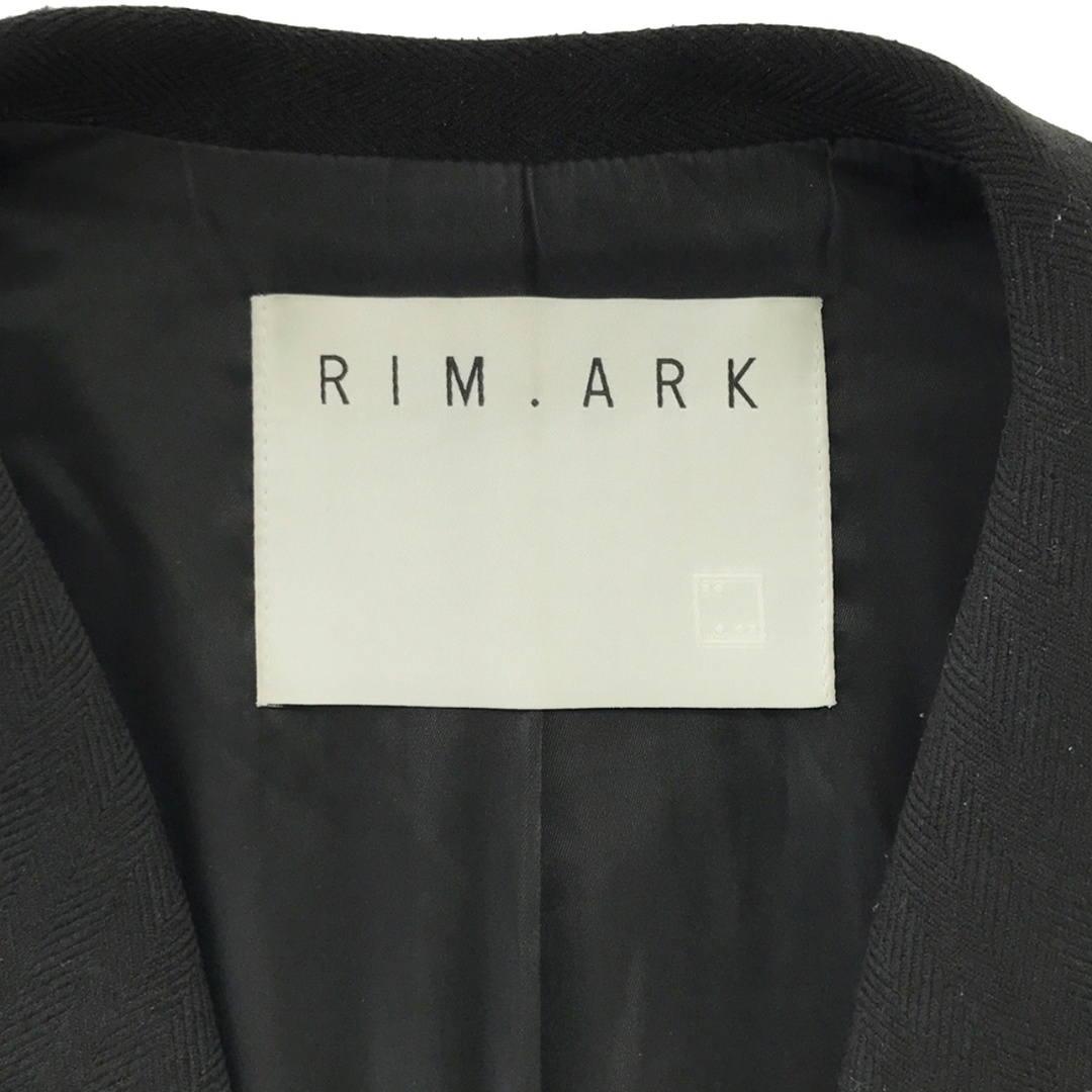 RIM.ARK(リムアーク)のRIM.ARK リムアーク 23AW Buckle design over JK バックルデザインノーカラージャケット 460GAL30-0840 グレー系 F レディースのジャケット/アウター(その他)の商品写真