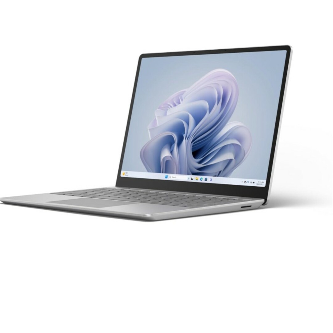 Microsoft(マイクロソフト)の新品未開封・Surface Laptop Go 3 XJB-00004　プラチナ スマホ/家電/カメラのPC/タブレット(ノートPC)の商品写真