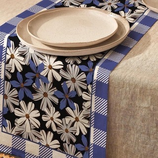【トレンド】テーブルランナー 花柄 おしゃれ シンプル ホワイト ブルー 高級感(テーブル用品)
