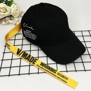【数量限定】キャップ 黒 ロゴ ひも付き ストリート系 メンズ 黄色 帽子 韓国(キャップ)