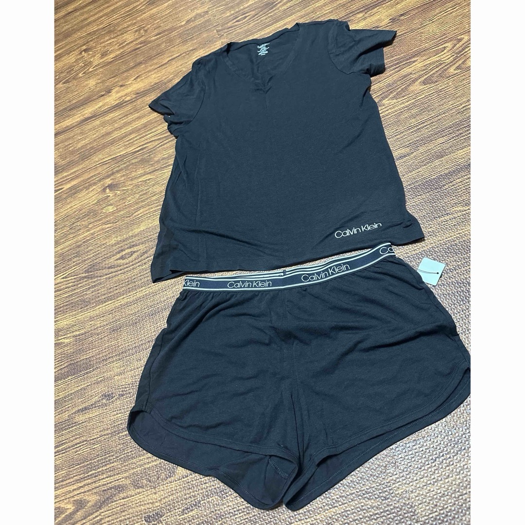 Calvin Klein(カルバンクライン)のカルバンクライン セットアップ レディースのルームウェア/パジャマ(ルームウェア)の商品写真