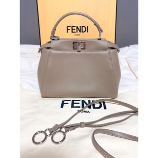 FENDI - 【美品】FENDI ピーカブー