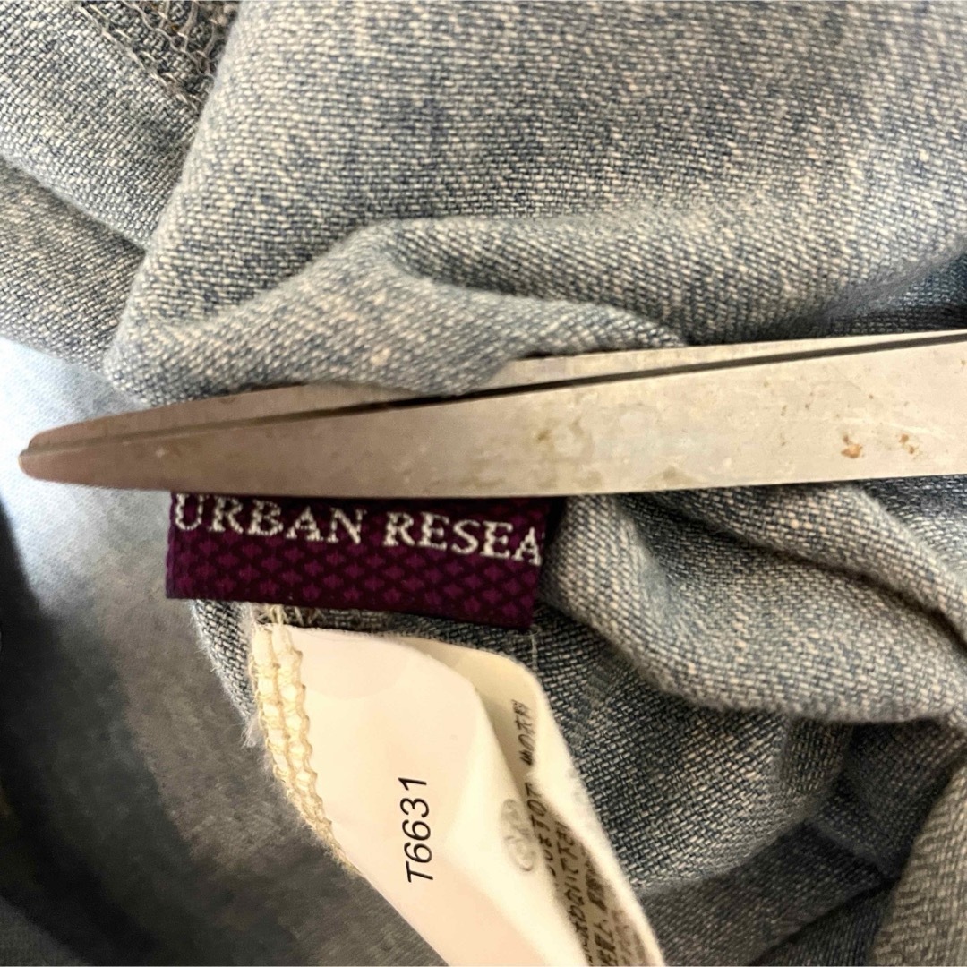 URBAN RESEARCH(アーバンリサーチ)のURBAN RESEARCH  デニムシャツ　ワンピース　ライトインディゴブルー レディースのワンピース(ひざ丈ワンピース)の商品写真