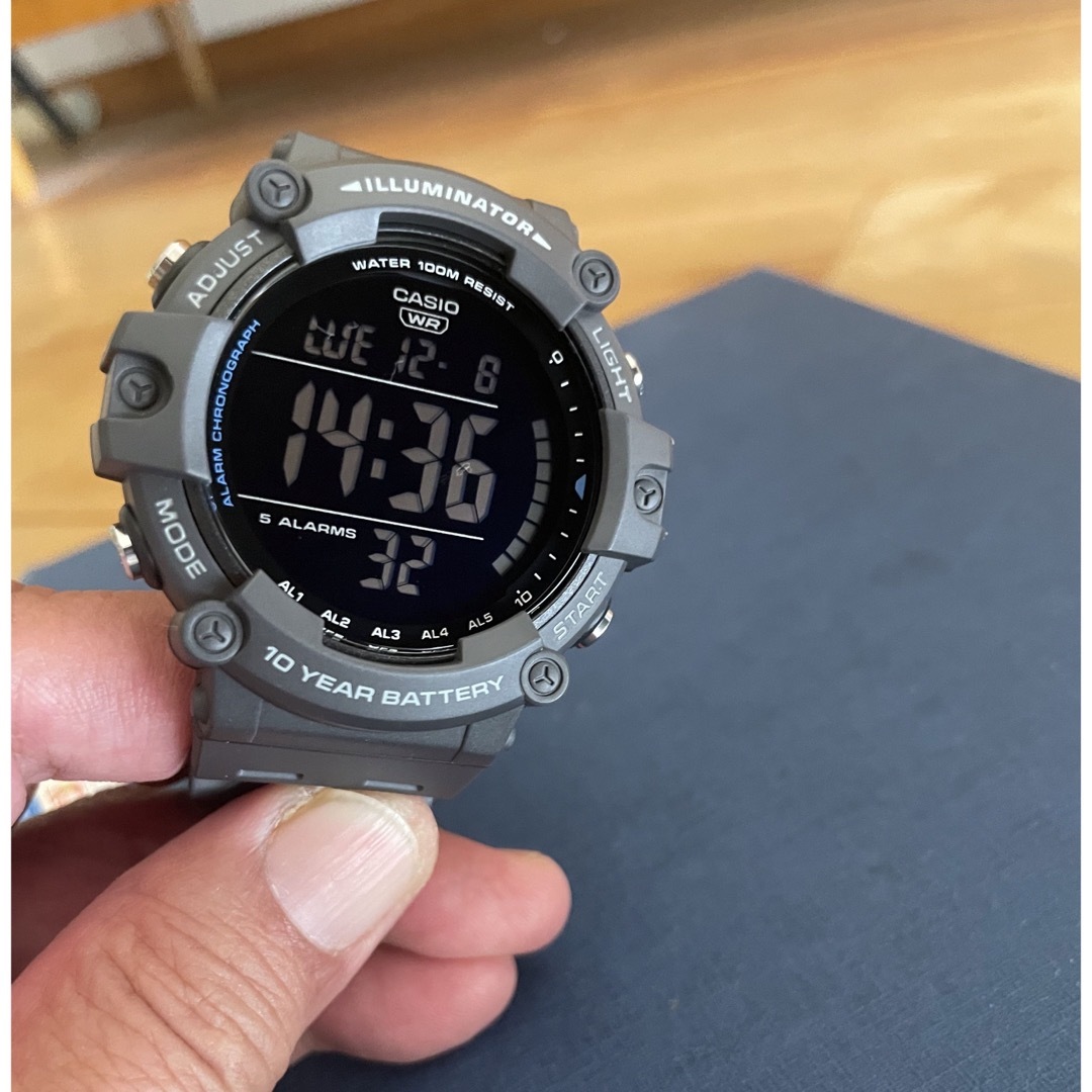 CASIO - カシオ デジタル腕時計 未使用新品 海外モデル ビッグ CASIO - カシオ デジタル腕時計 未使用新品 海外モデル ビッグ