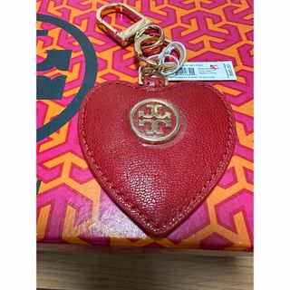 トリーバーチ(Tory Burch)のTory Burchハートキーホルダー新品(キーホルダー)