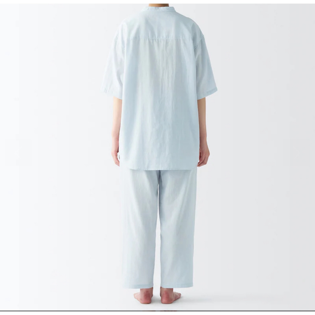 MUJI (無印良品)(ムジルシリョウヒン)の無印良品  脇に縫い目のない薄手ガーゼ五分袖パジャマ Sライトブルーストライプ  レディースのルームウェア/パジャマ(パジャマ)の商品写真