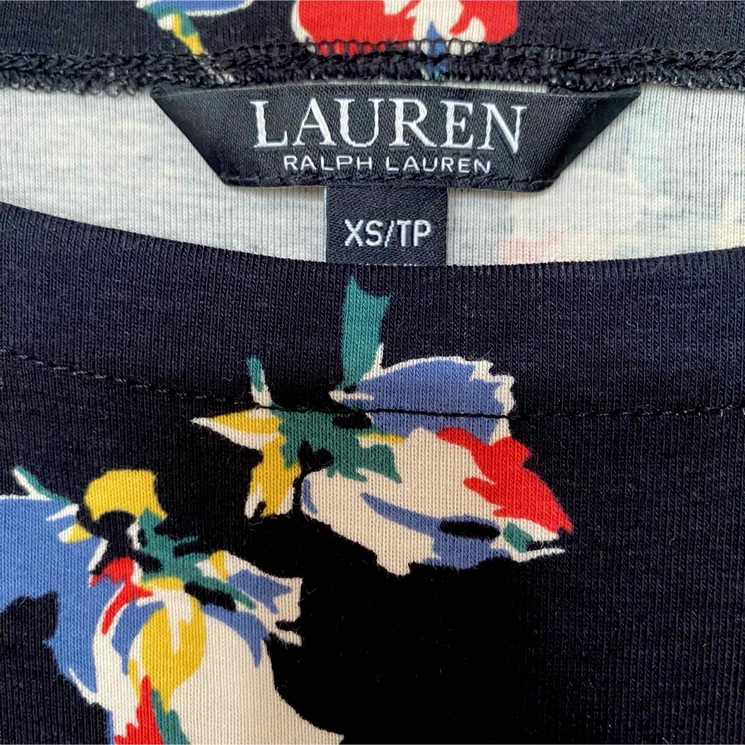 Ralph Lauren(ラルフローレン)の新品LAUREN RALPH LAUREN ローレンラルフローレン 花柄Tシャツ レディースのトップス(Tシャツ(半袖/袖なし))の商品写真