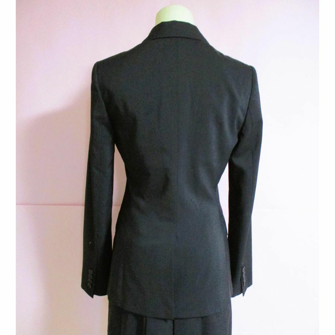UNTITLED(アンタイトル)の【未使用タグ付き】アンタイトル　テーラードジャケットスカートスーツ　ブラック　2 レディースのフォーマル/ドレス(スーツ)の商品写真