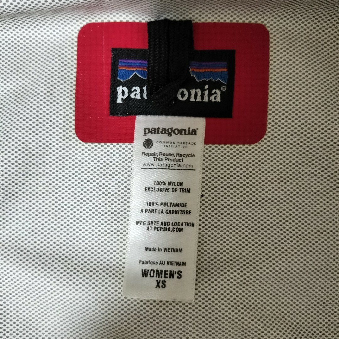 patagonia(パタゴニア)のpatagonia　マウンテンパーカー メンズのジャケット/アウター(マウンテンパーカー)の商品写真