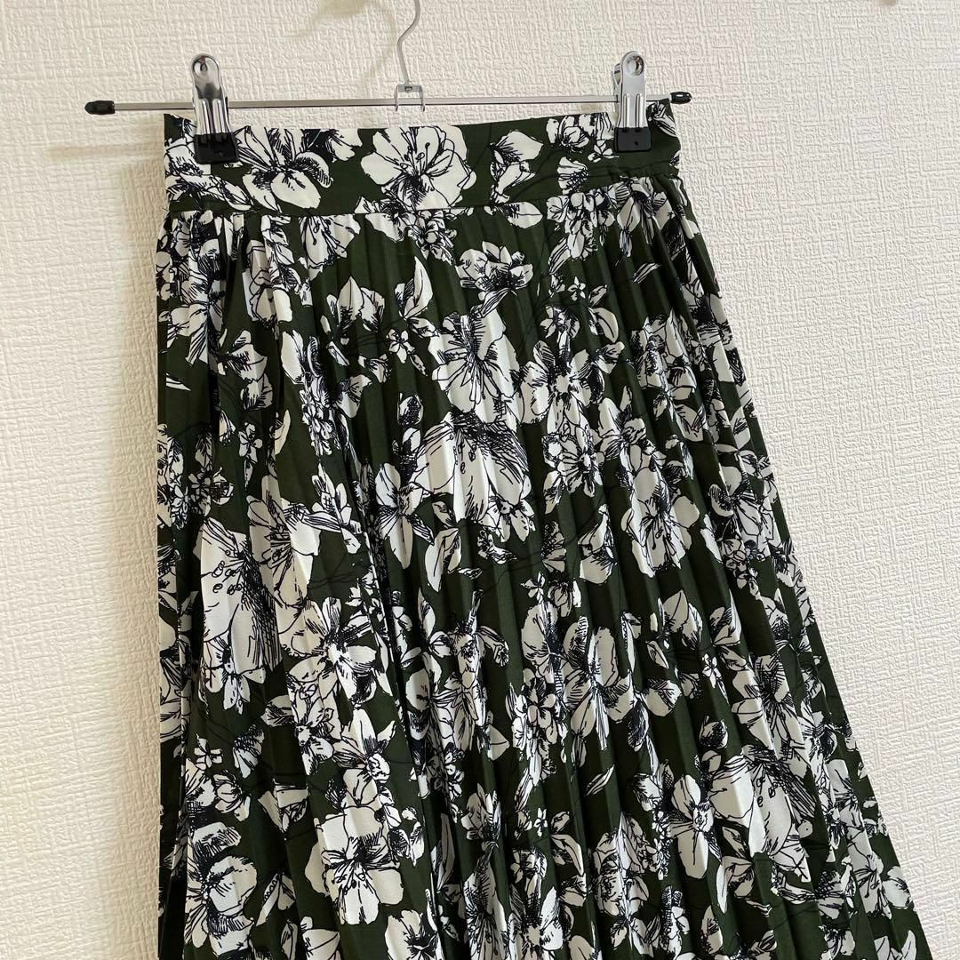 titivate(ティティベイト)のティティベイト　ロングスカート　S　花柄　プリーツスカート　緑 レディースのスカート(ロングスカート)の商品写真