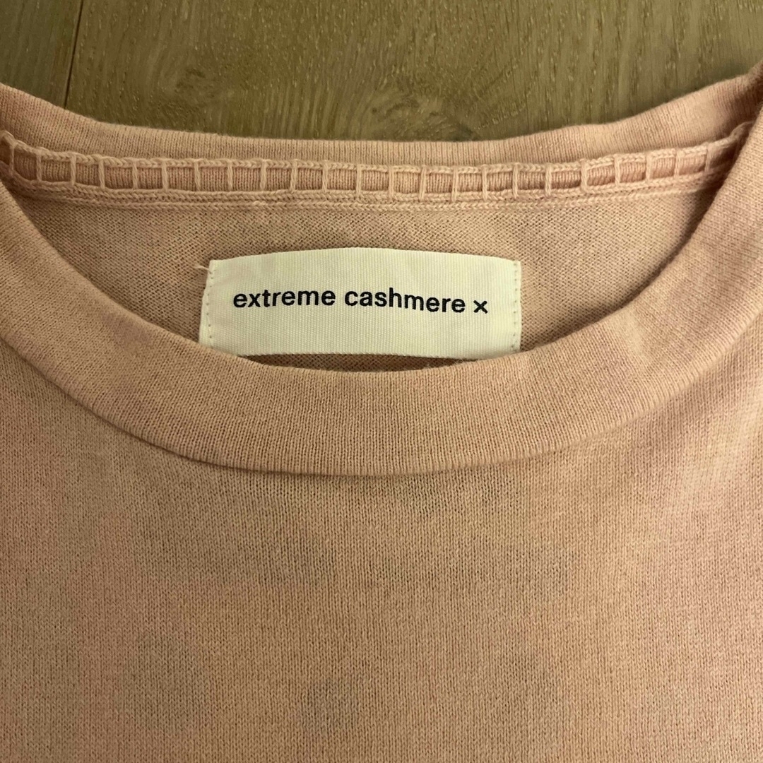Ron Herman(ロンハーマン)のextreme cashmere エクストリームカシミヤ　ニット　Tシャツ レディースのトップス(Tシャツ(半袖/袖なし))の商品写真