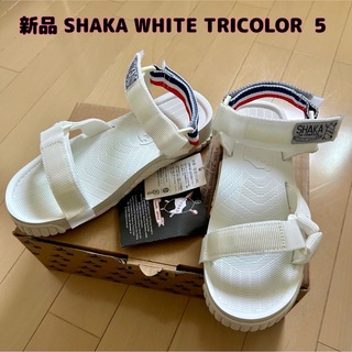 シャカ(SHAKA)の最終値下げ【新品】SHAKA CHAPTER別注 WHITE TRICOLOR(サンダル)