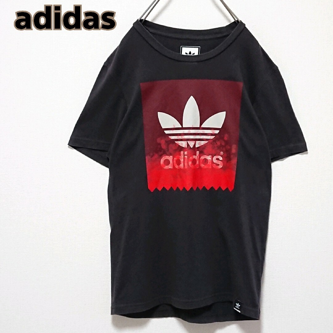 adidas(アディダス)のアディダス フロント トレフォイル プリント ロゴ ブラック 半袖 Tシャツ メンズのトップス(Tシャツ/カットソー(半袖/袖なし))の商品写真