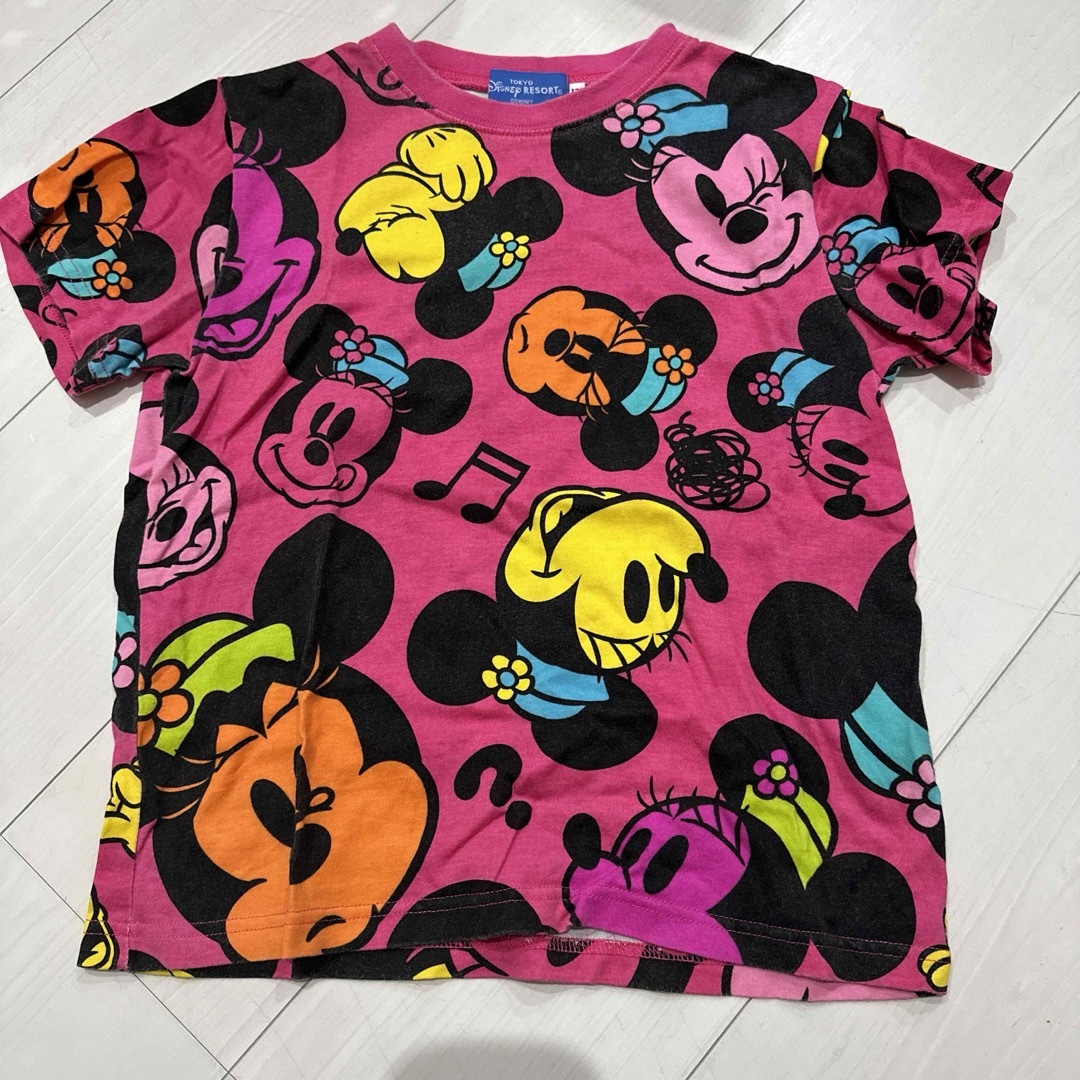Disney(ディズニー)のミニー　総柄Tシャツ　130cm キッズ/ベビー/マタニティのキッズ服女の子用(90cm~)(Tシャツ/カットソー)の商品写真