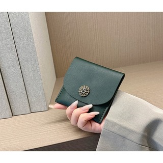 カードケース　財布　ミニ　グリーン　　高級感　レザー　コンパクト　新品(財布)