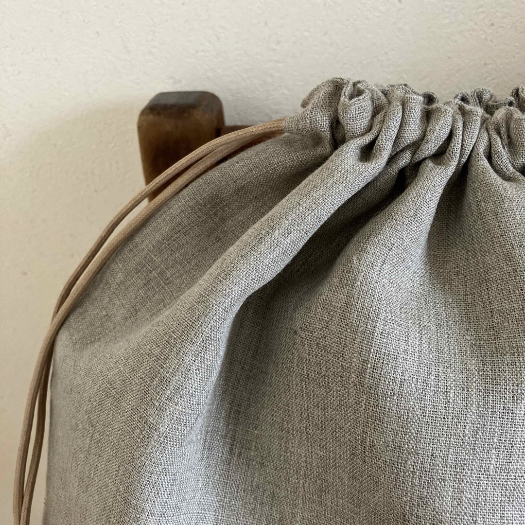 ナチュラルリネンの巾着バッグ　インナーバッグ　リネンバッグ ハンドメイドのファッション小物(バッグ)の商品写真