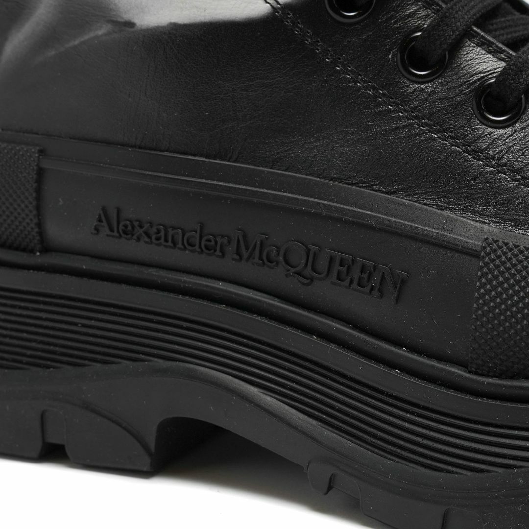 Alexander McQueen(アレキサンダーマックイーン)の新品 Alexander McQueen Tread Slick 41 メンズの靴/シューズ(スニーカー)の商品写真