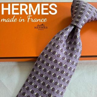 エルメス(Hermes)のハイブランド　HERMES　エルメス　パープル　動物柄　素敵なネクタイ(ネクタイ)