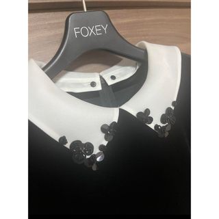 フォクシー(FOXEY)の（未使用期間長い）Velour Noir FOXEY ”Petit Point”(ひざ丈ワンピース)