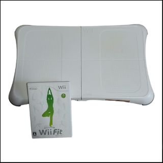 ウィー(Wii)の☆Wii Fit☆バランスボード☆セット売り☆フィットネス☆(家庭用ゲームソフト)