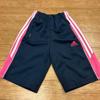 adidas ハーフパンツ