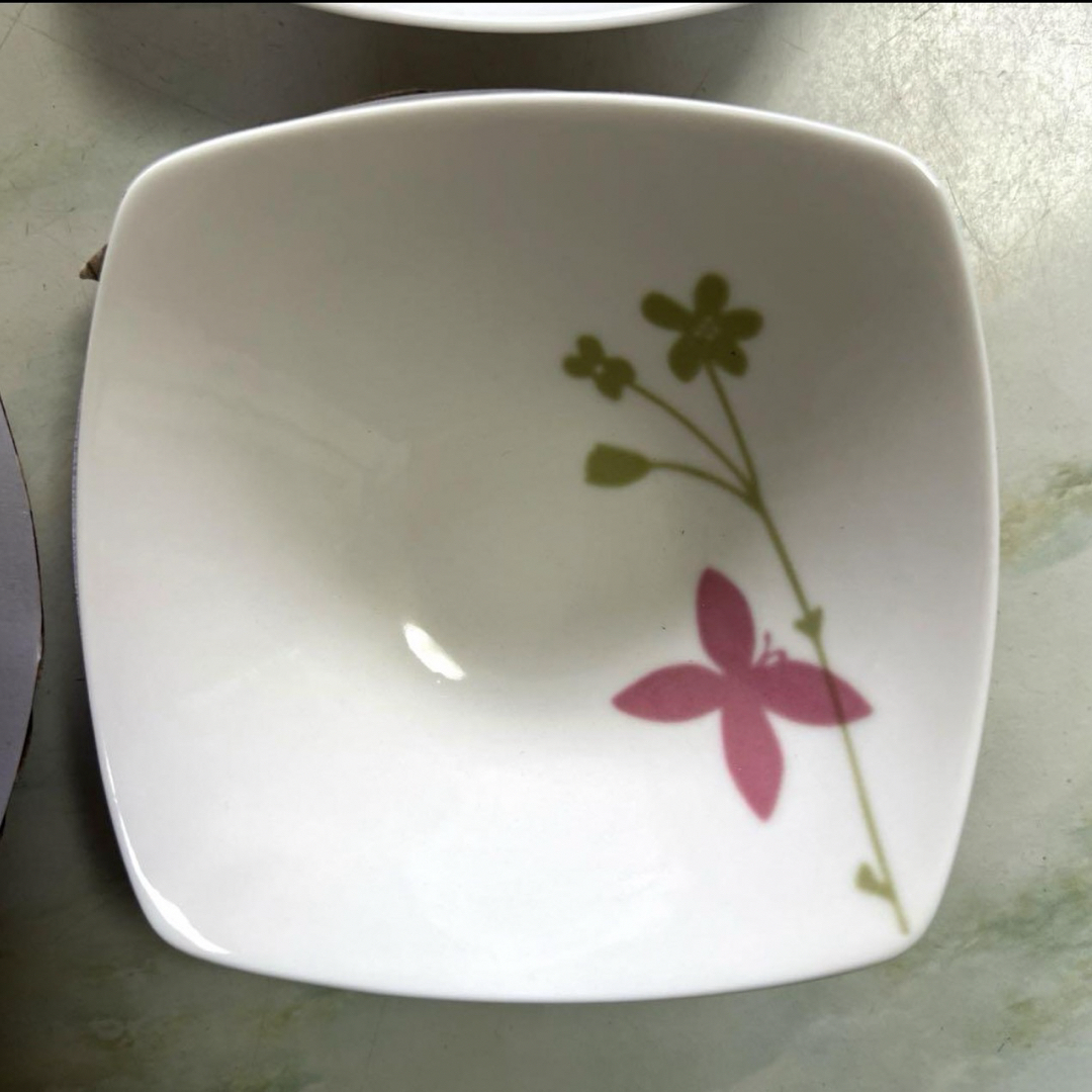 GIVENCHY(ジバンシィ)のジバンシー　大皿1枚　小皿5枚　セット　GIVENCHY Yamaka インテリア/住まい/日用品のキッチン/食器(食器)の商品写真