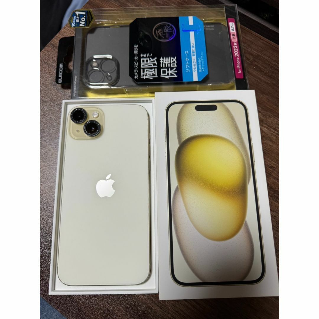 Apple(アップル)のkanaboon様専用 iPhone15 Plus イエロー バッテリー100% スマホ/家電/カメラのスマートフォン/携帯電話(スマートフォン本体)の商品写真