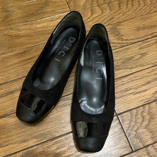DICIパンプス　冠婚葬祭　入社式　入学式　黒　シンプル　可愛い　履きやすい(ハイヒール/パンプス)