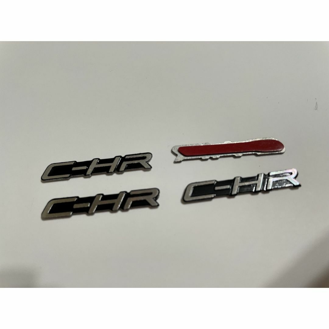 ◆C-HR◆ミニエンブレム◆ステッカー◆4枚セット◆メタル◆送料無料◆024 自動車/バイクの自動車(車内アクセサリ)の商品写真