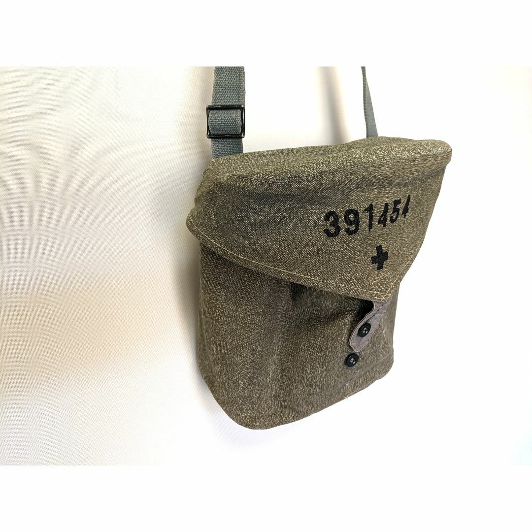 VINTAGE(ヴィンテージ)のスイス軍 ガスマスクバッグ ヴィンテージ古着 US ARMY ソルト＆ペッパー メンズのバッグ(ウエストポーチ)の商品写真