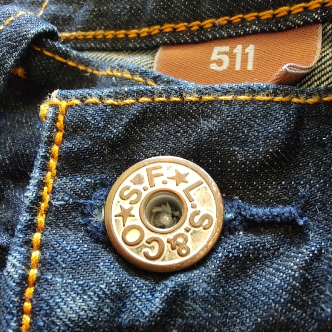 Levi's(リーバイス)の【美品】Levi's511 スリムストレートデニム W28 濃紺 レディースのパンツ(デニム/ジーンズ)の商品写真